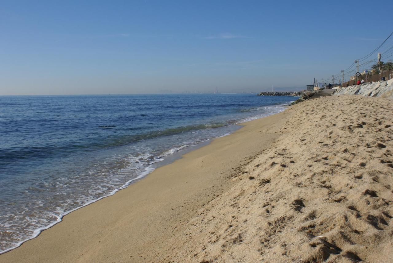 Vila De Premiá Premià de Mar Exterior foto